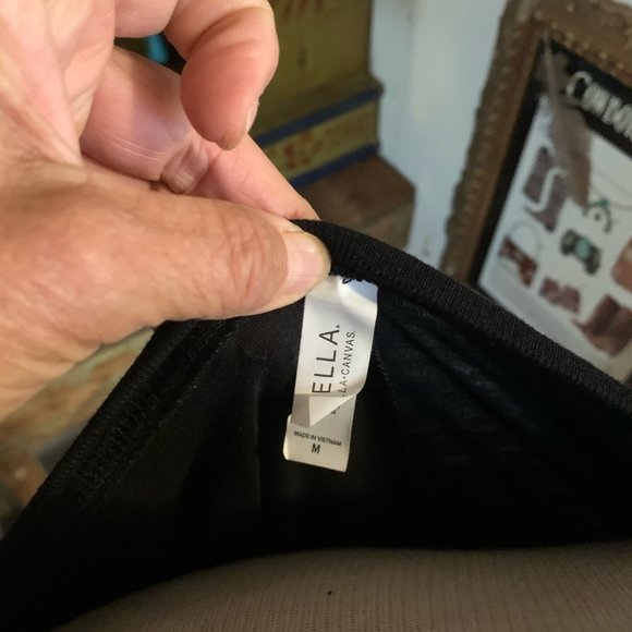 Cowgirz and Engines Tee - Picture 5 of 6